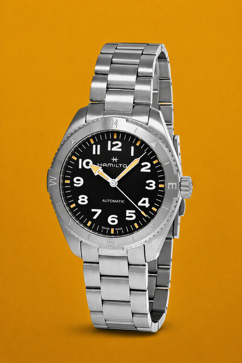 Hamilton Khaki Field Expedition Auto 41mm black dial on bracelet