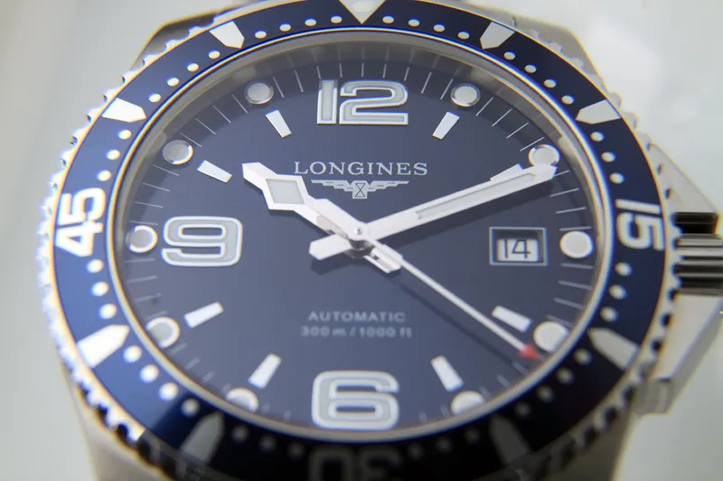 Best Watches Under $2,500 (2026): Step-Up Luxury Without Regret featured watch