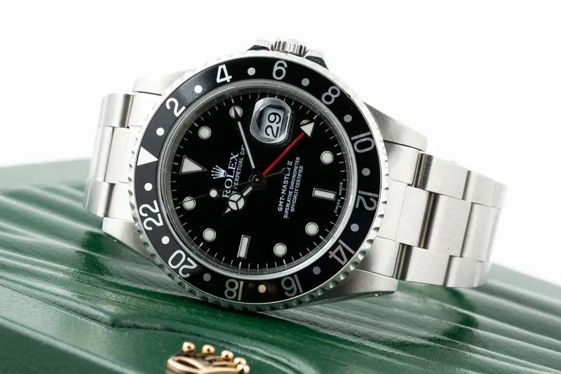 New vs Pre-Owned Watches in 2026: Which Is Smarter for Your First Buy? featured watch
